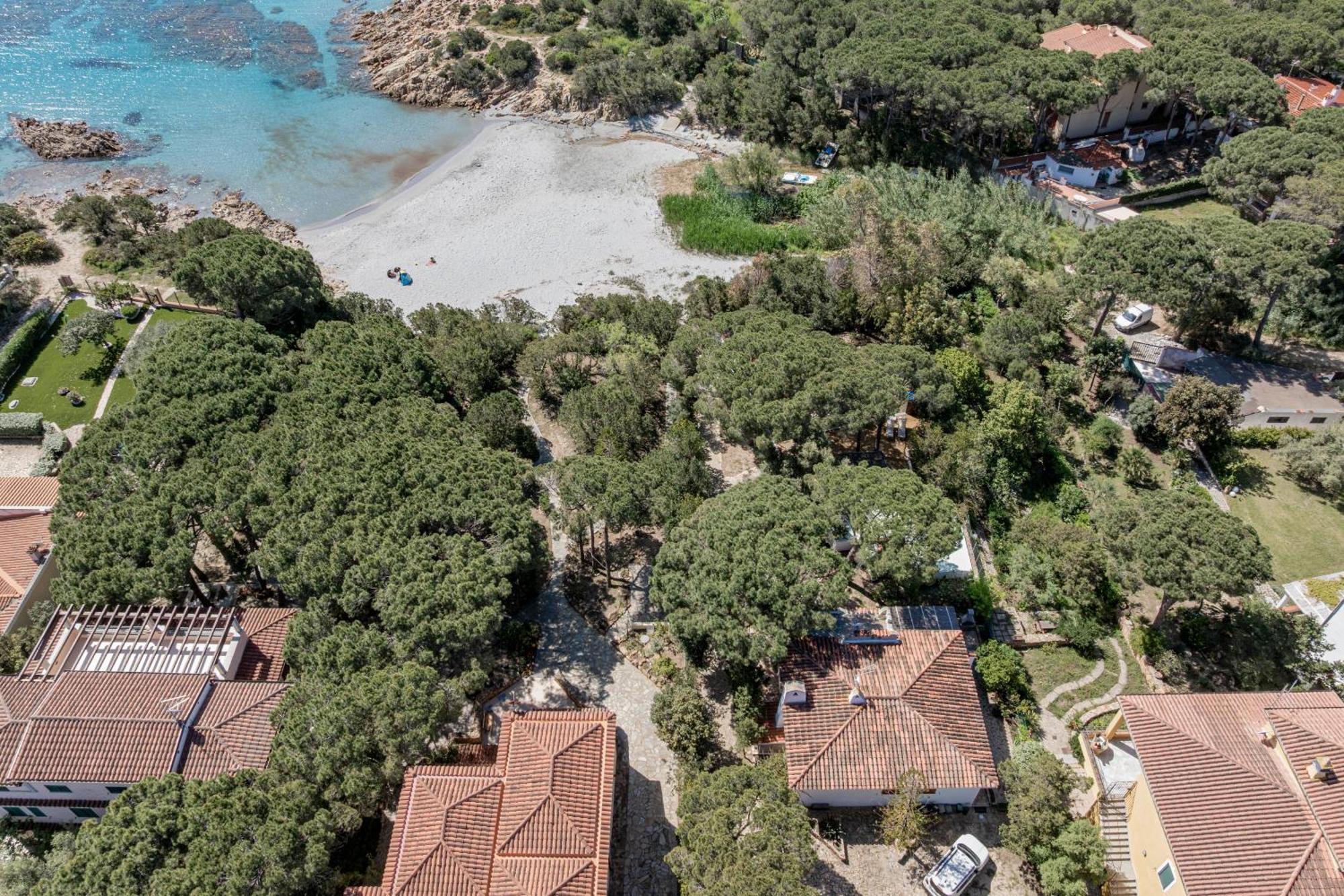 Vila Casa Donatella, In Riva Al Mare! Cala Liberotto Exteriér fotografie