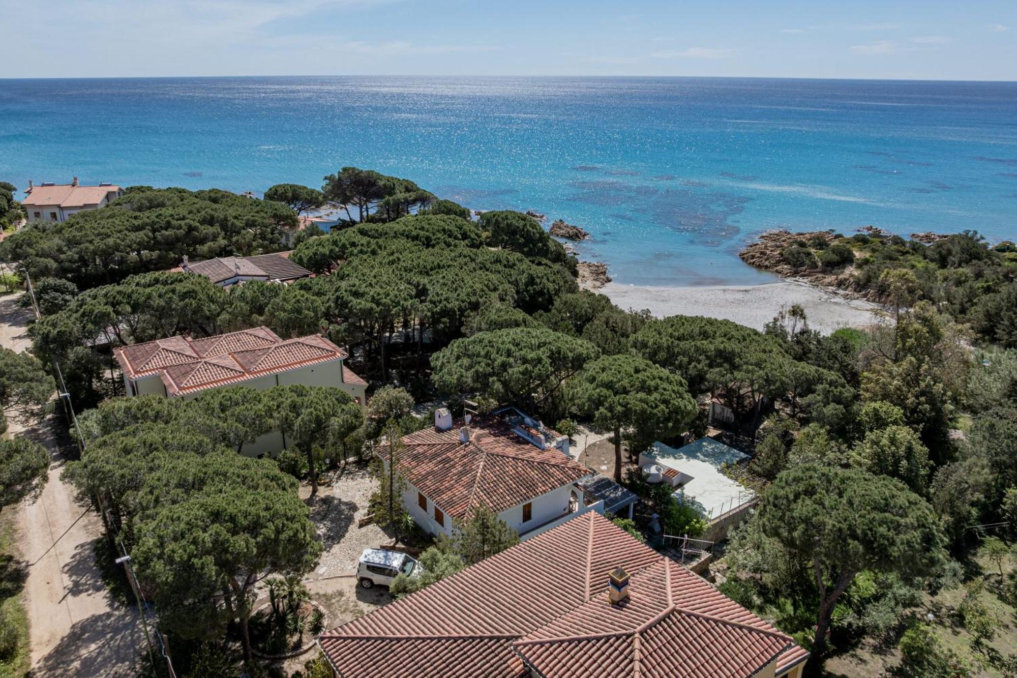 Vila Casa Donatella, In Riva Al Mare! Cala Liberotto Exteriér fotografie